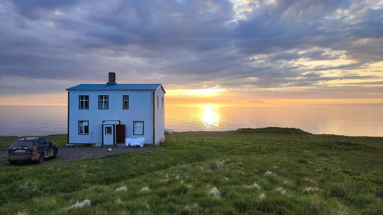 Happy-Cove Guesthouse - By The Sea Bakkafjorthur 外观 照片